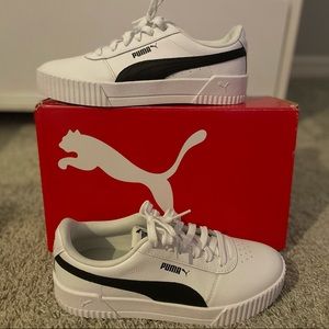 Puma Carina L Black/White Soft Foam Sole Size: 7W
